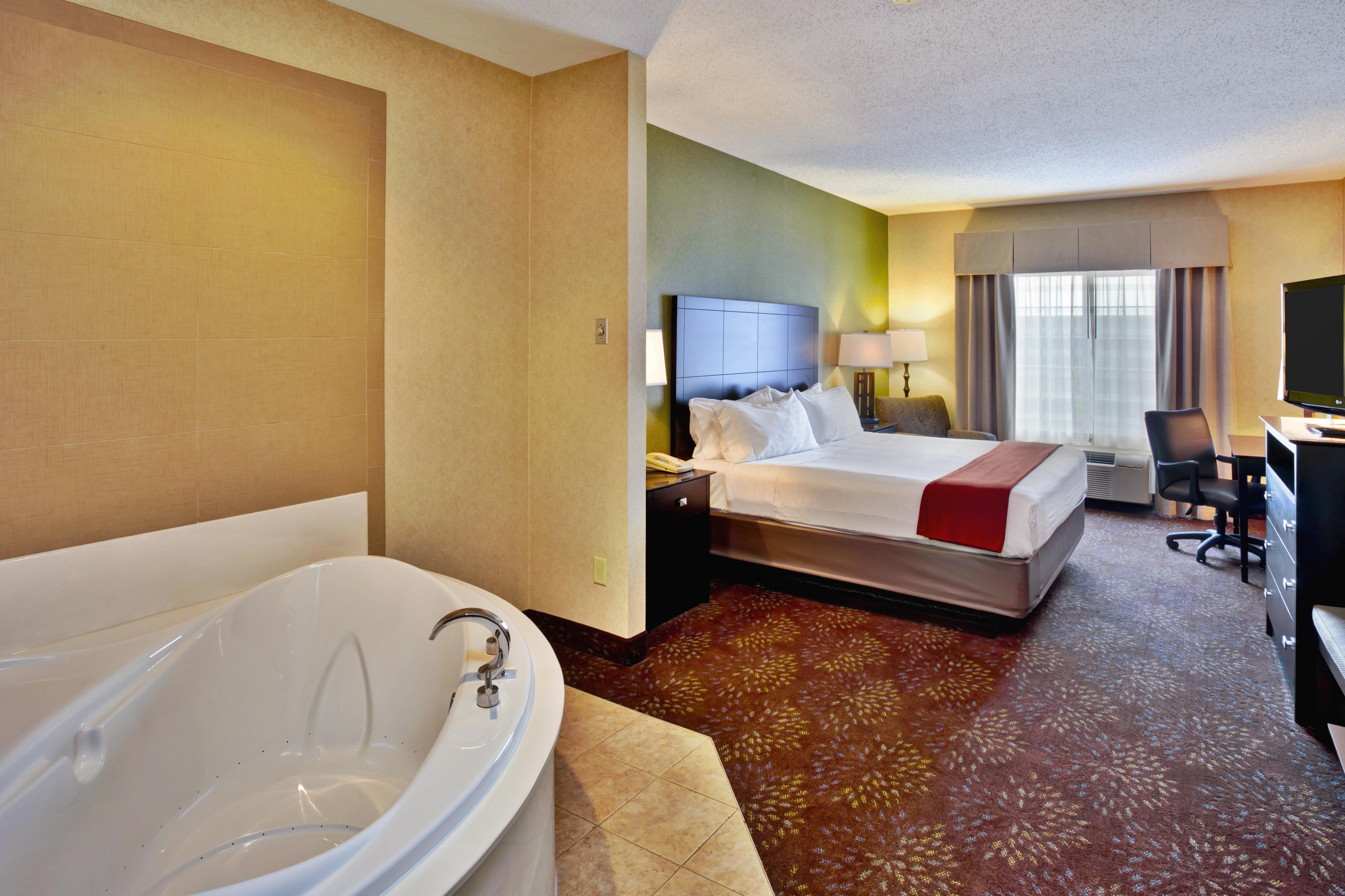 Holiday Inn Express Hotel & Suites Woodhaven By Ihg Extérieur photo