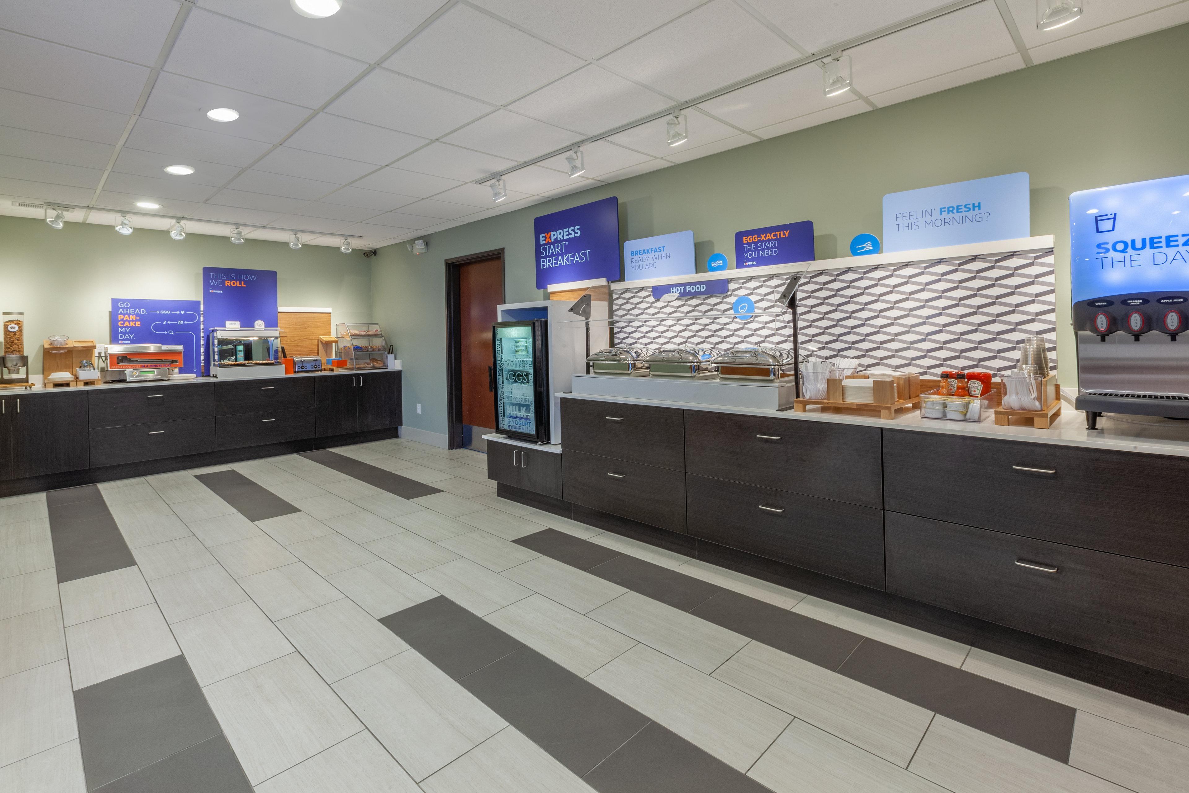 Holiday Inn Express Hotel & Suites Woodhaven By Ihg Extérieur photo