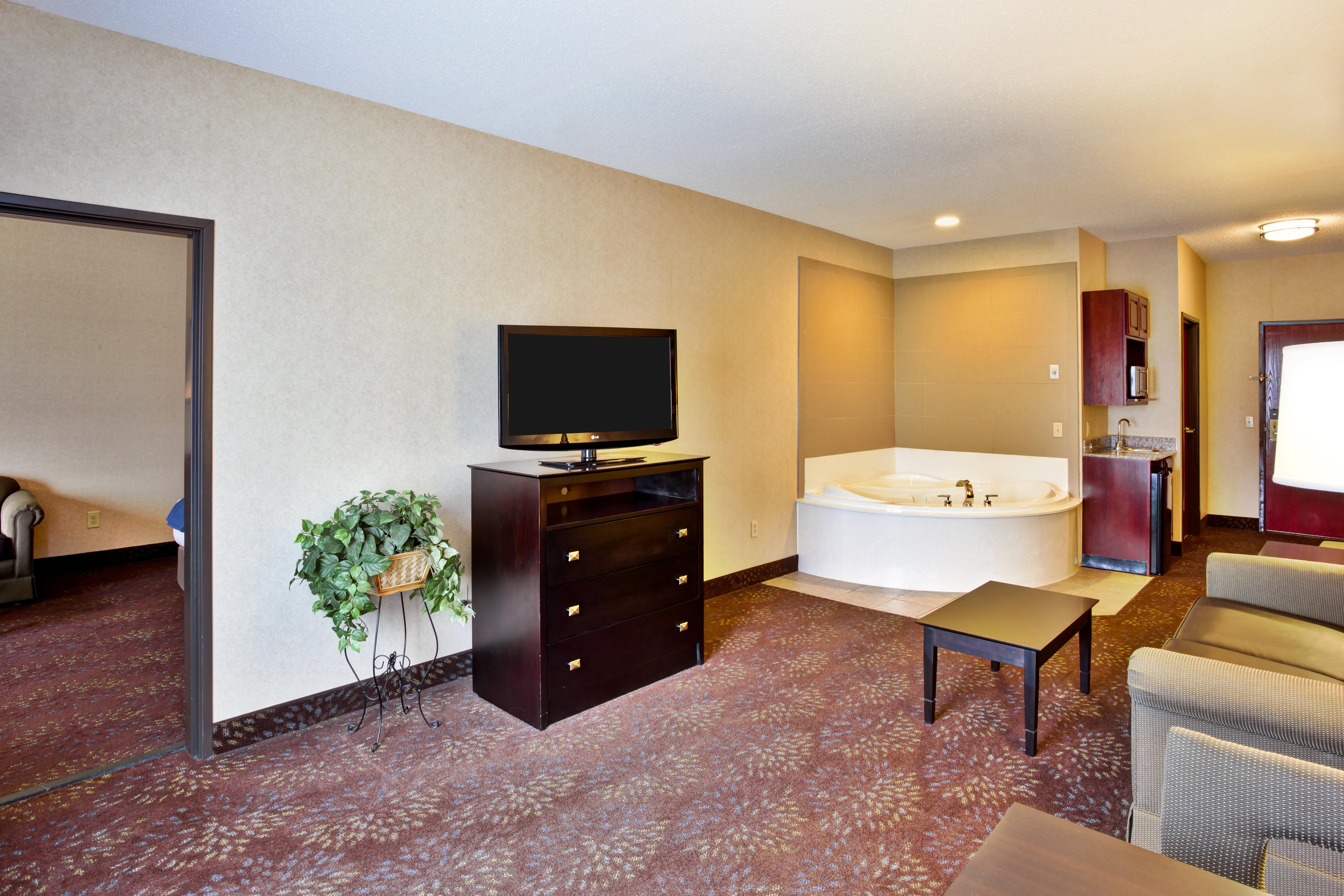Holiday Inn Express Hotel & Suites Woodhaven By Ihg Extérieur photo